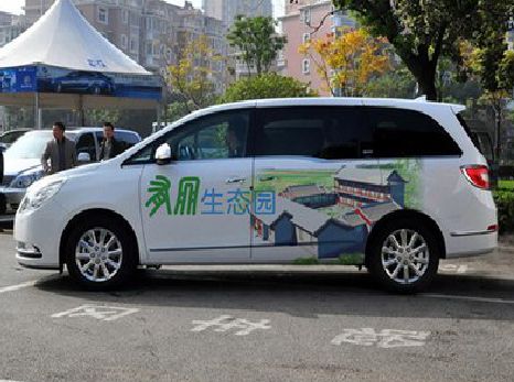 漳平户外车贴喷绘如何保持效果?